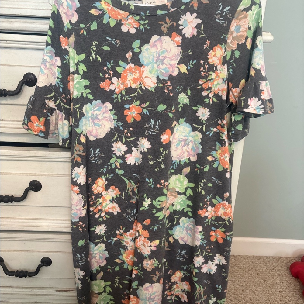 Gray and Green Casual Midi Sundress with Flutter Sleeves